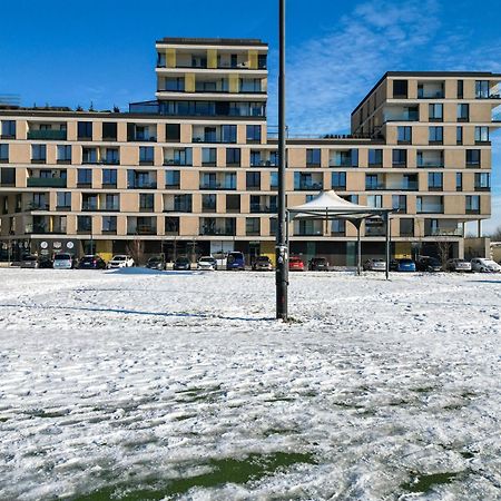 Bnb New Beautiful Apartment In The Center Of Ostrava With Option Garage Parking Ngoại thất bức ảnh