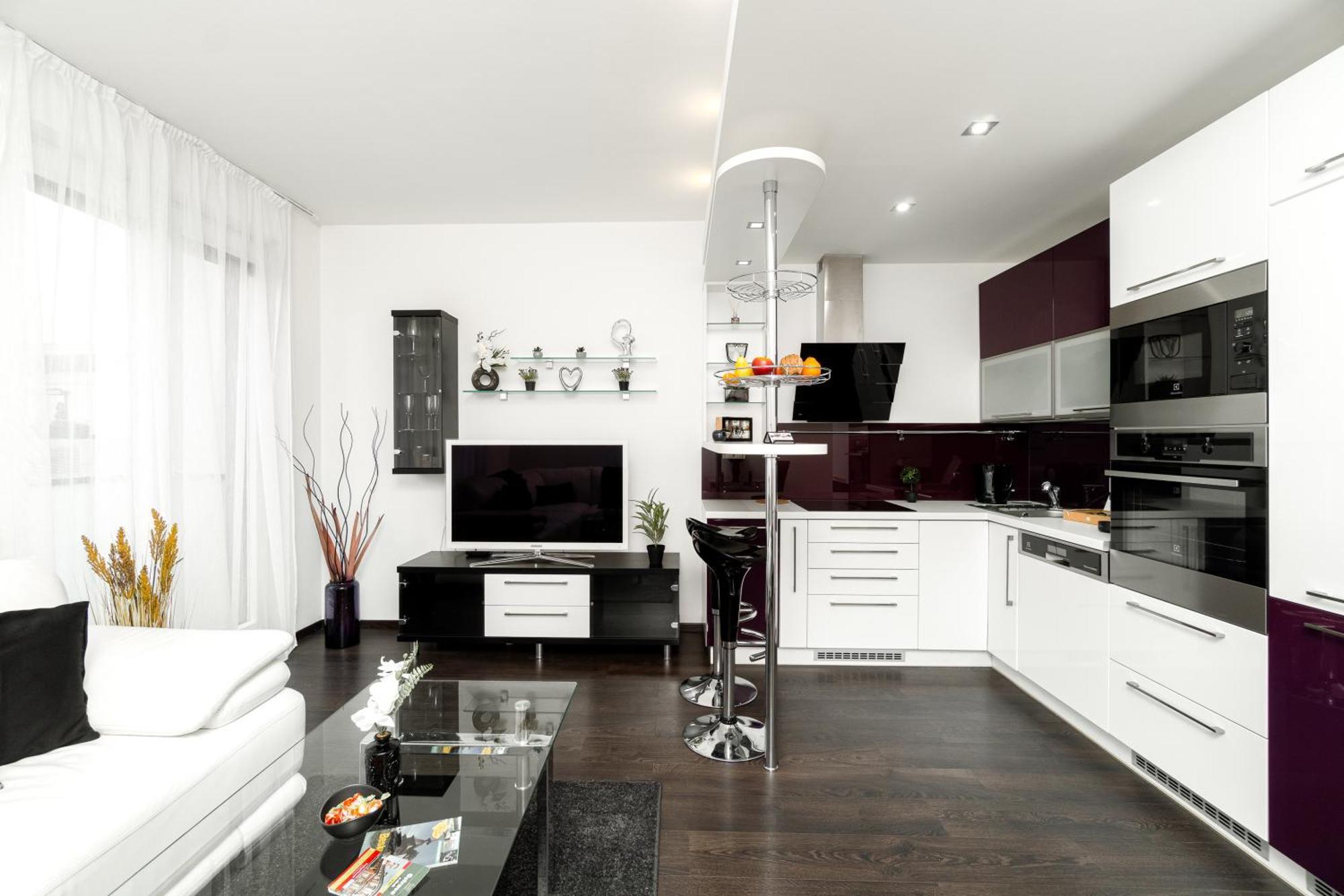 Bnb New Beautiful Apartment In The Center Of Ostrava With Option Garage Parking Ngoại thất bức ảnh