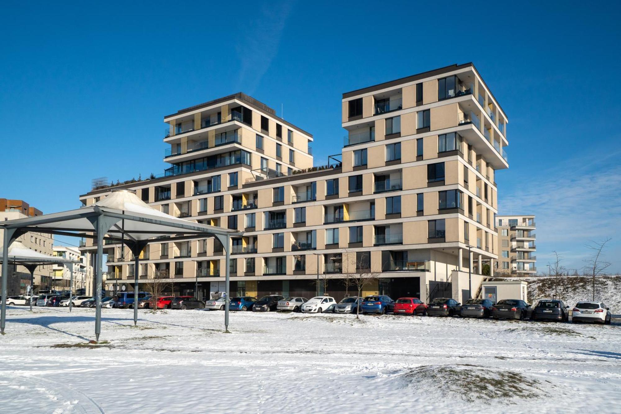 Bnb New Beautiful Apartment In The Center Of Ostrava With Option Garage Parking Ngoại thất bức ảnh