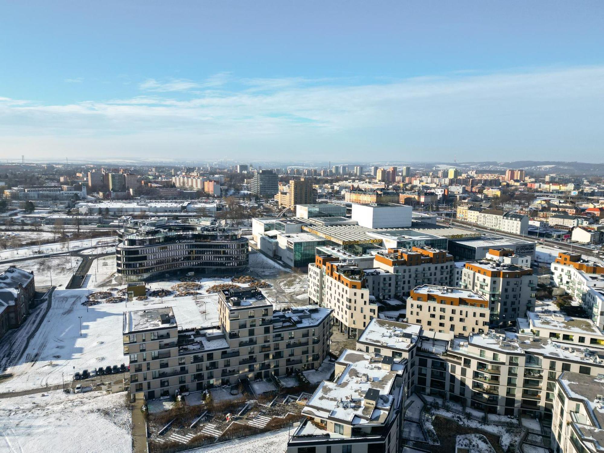 Bnb New Beautiful Apartment In The Center Of Ostrava With Option Garage Parking Ngoại thất bức ảnh