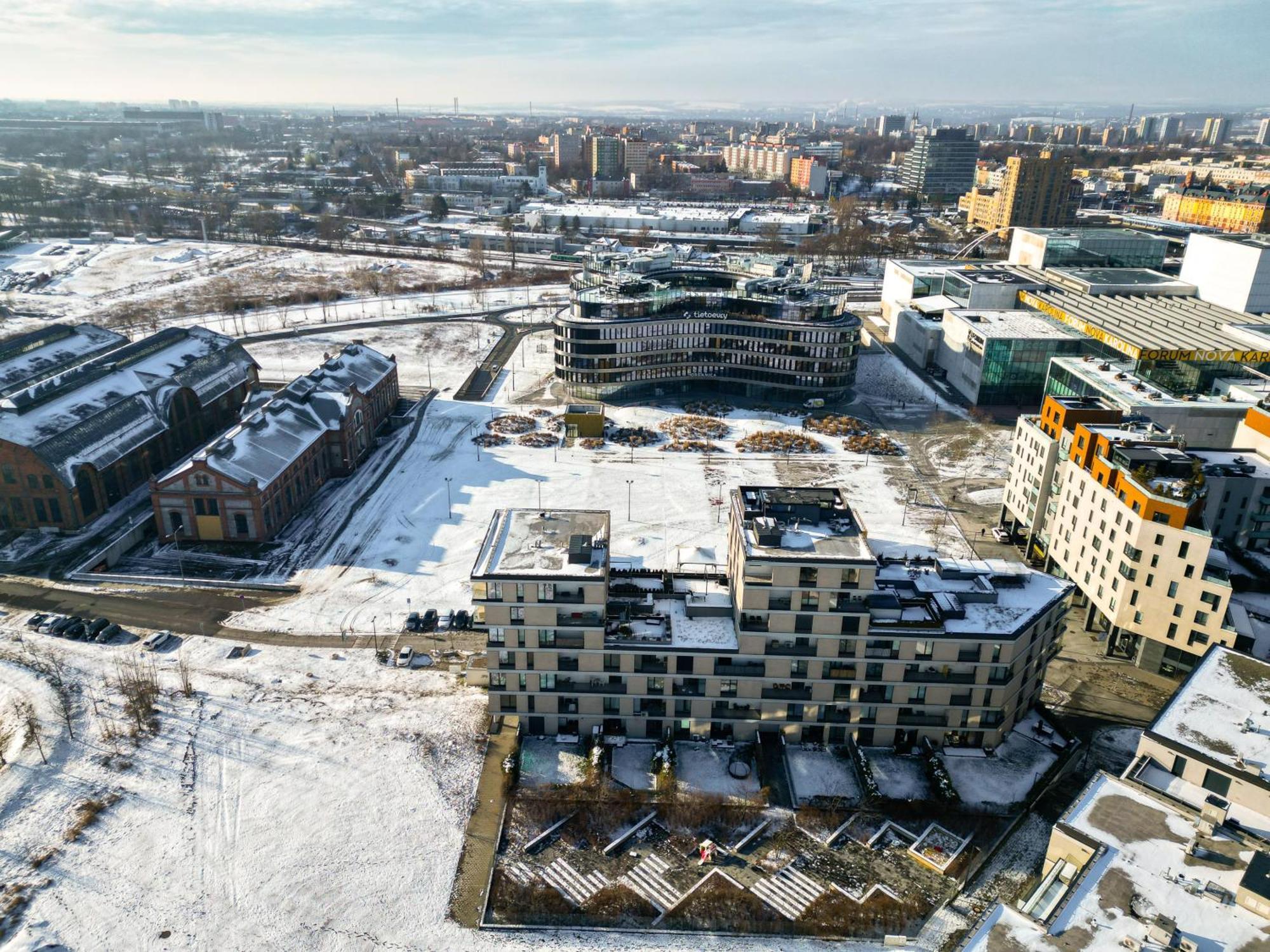 Bnb New Beautiful Apartment In The Center Of Ostrava With Option Garage Parking Ngoại thất bức ảnh