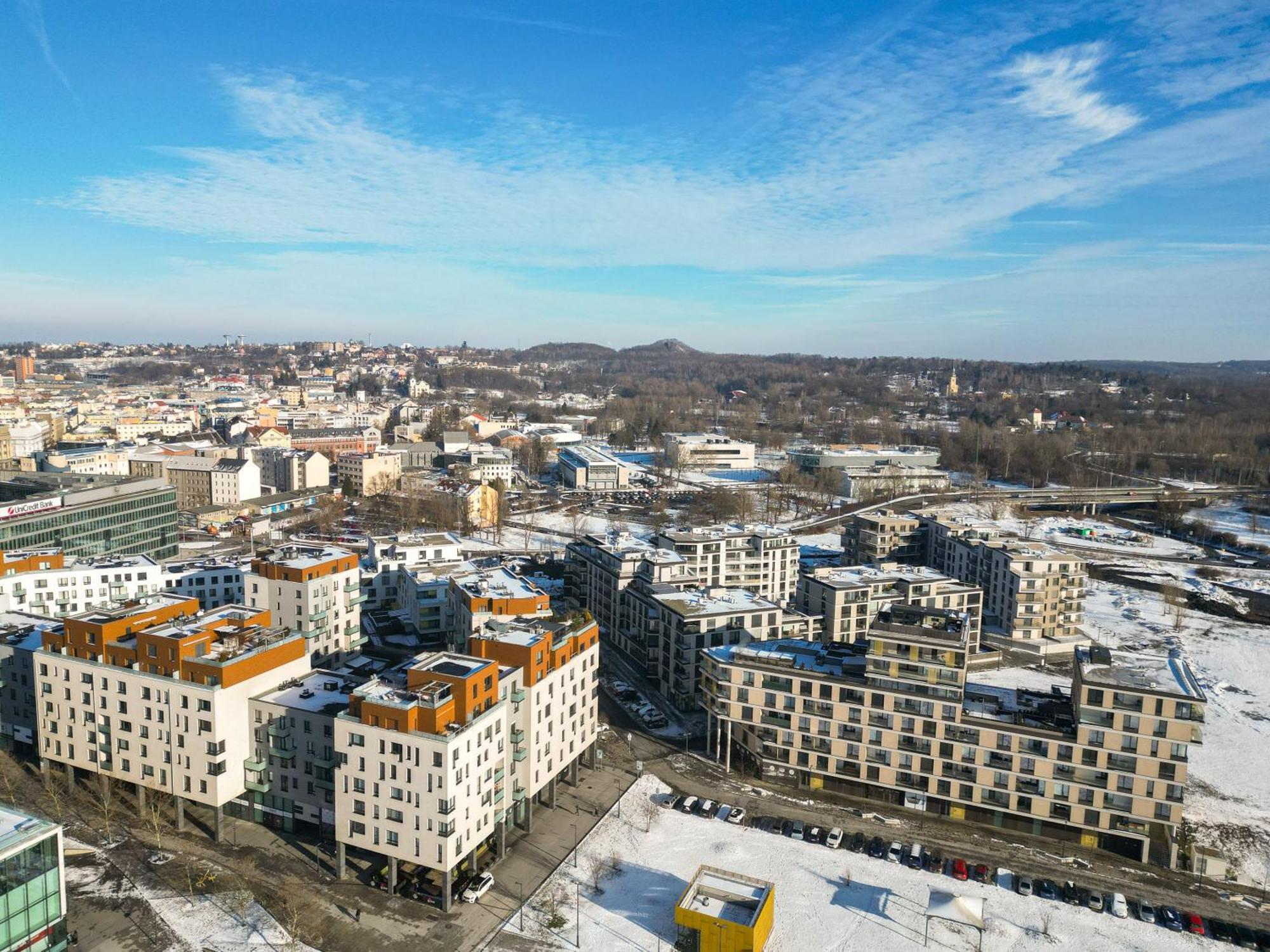 Bnb New Beautiful Apartment In The Center Of Ostrava With Option Garage Parking Ngoại thất bức ảnh